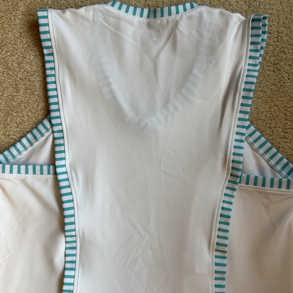 SOFIBELLA tennis/pickleball tank top - Size Medium/Large BNWT! - Picture 9 of 12